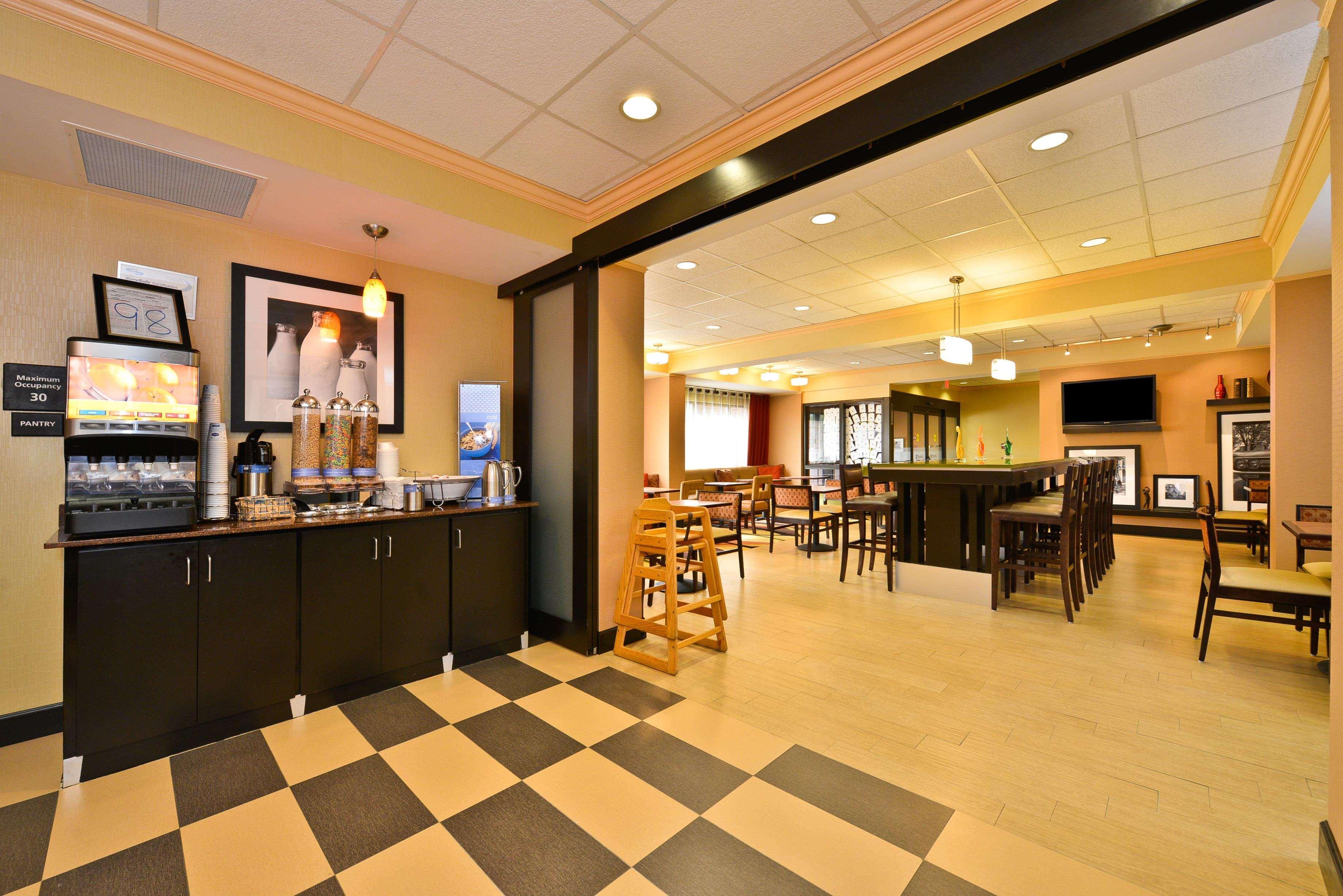 Hampton Inn - Greenville Exterior photo