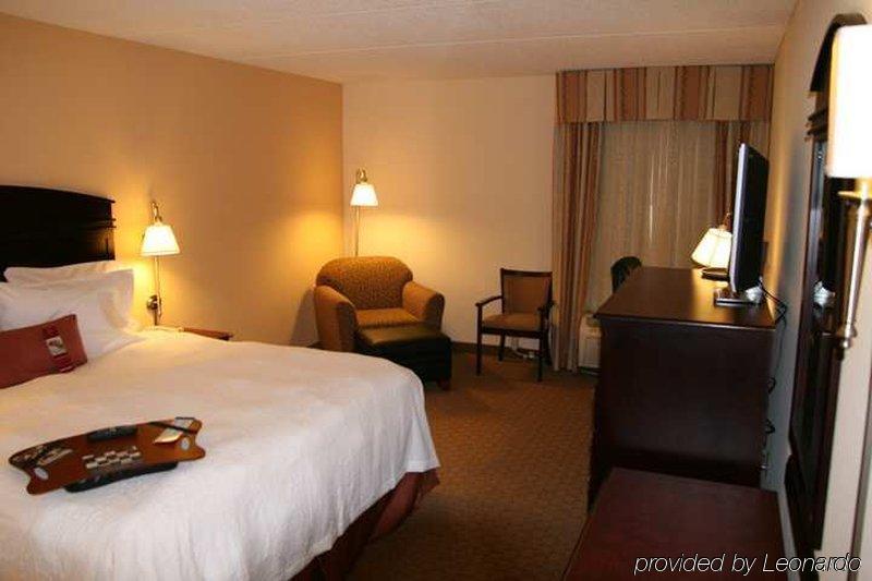 Hampton Inn - Greenville Room photo